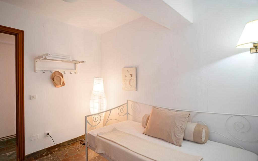 Bennassar 2 Apartment Феланитс Екстериор снимка